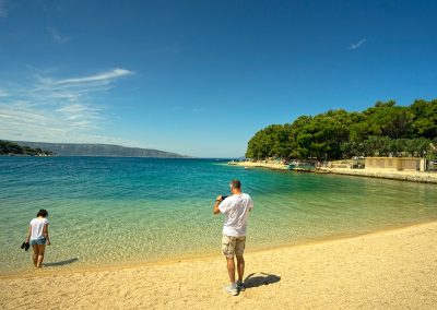 La spiaggia di ghiaia dell’hotel per ricordi indimenticabili